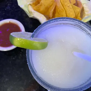 Large frozen margarita