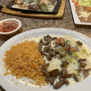 Enchiladas y fajitas