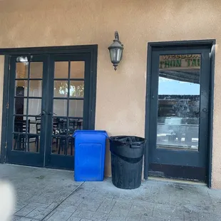 the entrance to el patron taqueria