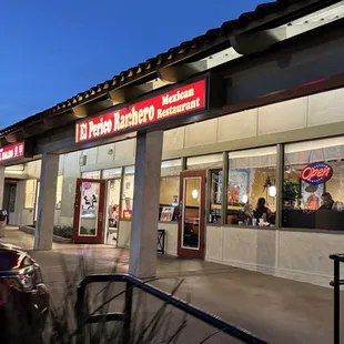 the outside of the restaurant