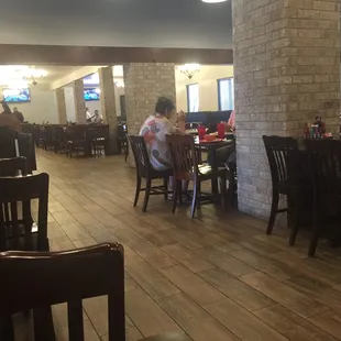 Big space and fast service, always a smile.