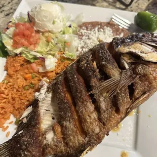 Mojarra al ajillo