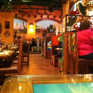inside the restaurant, spacious seating. also has a patio :)