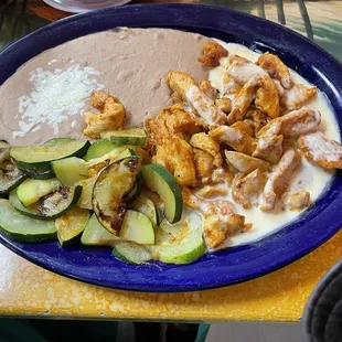 Pollo Bandido (chicken n cheese)