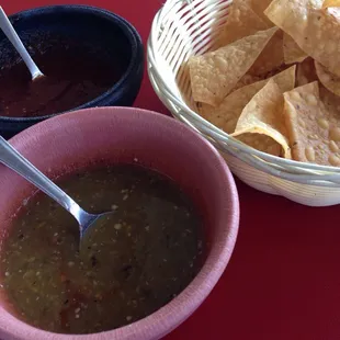 Chips are fresh and salsa is flavorful!