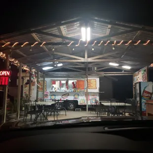 El pichon taqueria