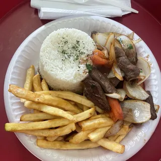 Lomo saltado
