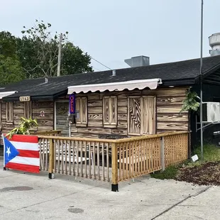 This is the restaurant from outside