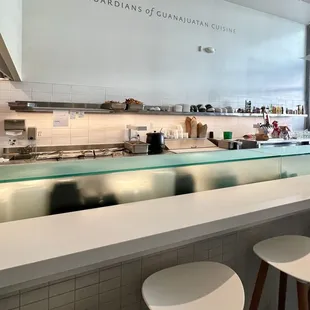 sushi and sashimi, interior