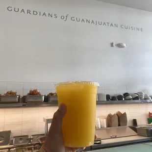 Mango agua fresca
