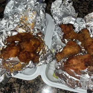Appetizer: 8 Wings