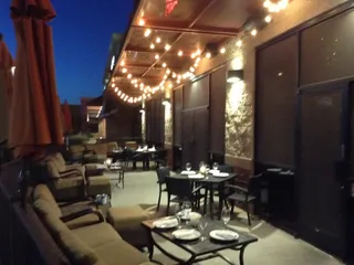 Upper Crust Pizza Patio & Wine Bar