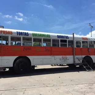 Esthetics not required when the food is great!