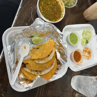 Quesabirria tacos