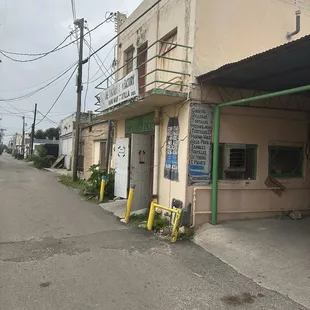 This is where the aromas hit you!