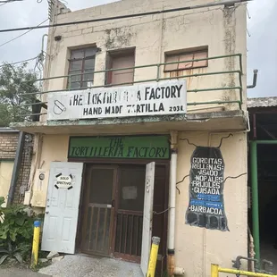 Old school storefront...reminds me of Mexico.
