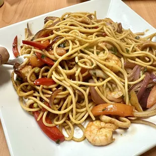 TALLARIN SALTADO DE MARISCOS ( Seafood Noddles )