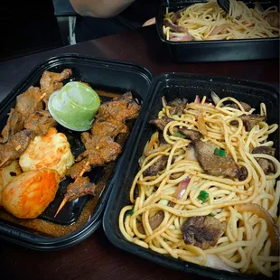 Tallarin Saltado, Tallarin de Pollo, Anticuchos.