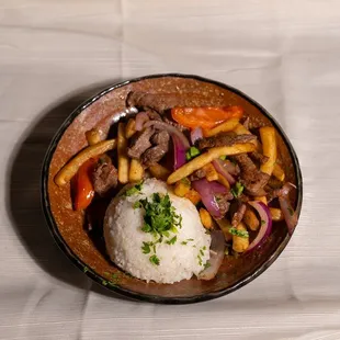 Lomo Saltado