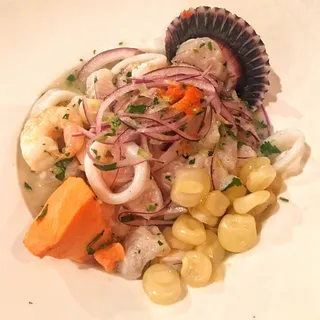 Ceviche Mixto