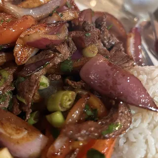Lomo Saltado Half Tray