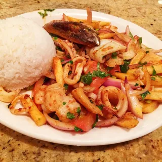 Tallarin Saltado de Marisco