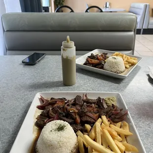 1. Lomo Saltado