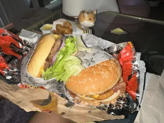 Carl's Jr.