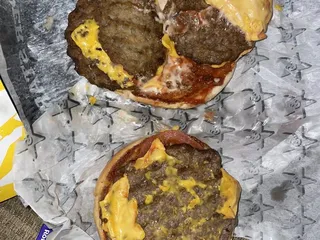 Carl's Jr