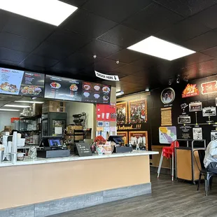 the interior of a fast food restaurant