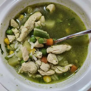Aguadito de pollo