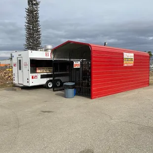 El pollo ya patio food truck