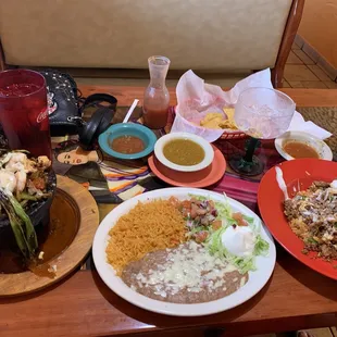 The Molcahete and Poco loco. Best flavors.