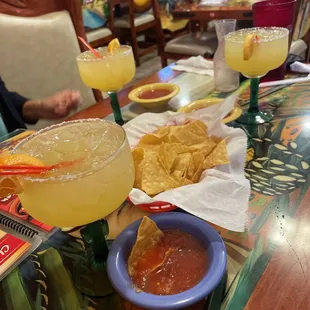 mexican food and drinks