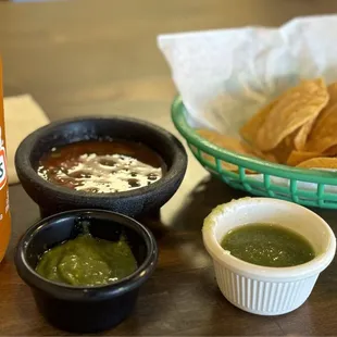 Chips and so many delicious salsa's.