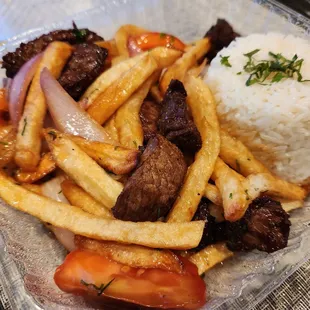 El Porteno - Lomo Saltado