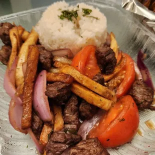 El Porteno - Lomo Saltado