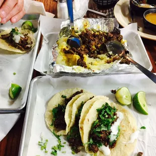 Taco n madre!! A mi me gusta ponerle muchaaa crema a mis tacos!!