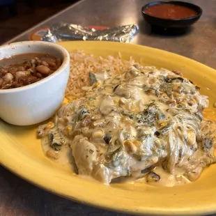 Pollo Poblano- thumbs up (even if the photo makes it quite beige)