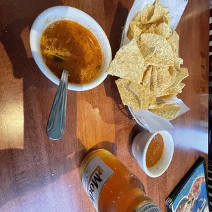 Complimentary sopa , chips and salsa