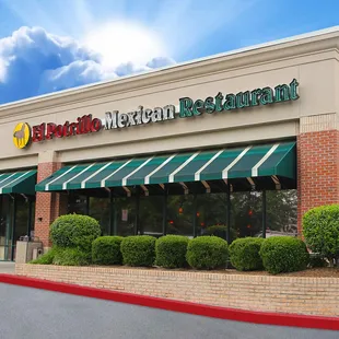 El Potrillo Mexican Restaurant is an Alpharetta neighbor and located in Rivermont Station Shopping Center over Holcomb Bridge.