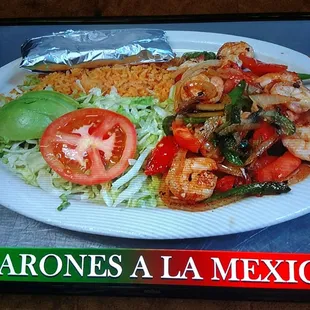 a plate of mexican food