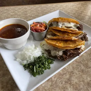 Quesabirrias &amp; Consome