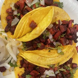 Al pastor tacos soooo much flavor omg !