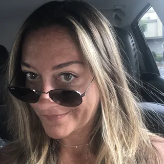 Lizzzy E.