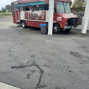 a food truck parked in a parking lot