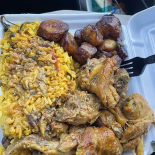 Stew chicken with sweet plantains