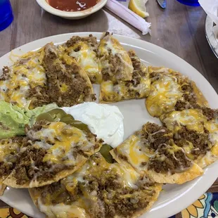 Beef Nachos were very good but I prefer with lettuce and tomatoes