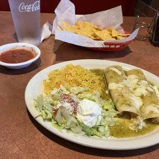Chicken enchiladas with verdes sauce
