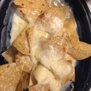 cheese nachos